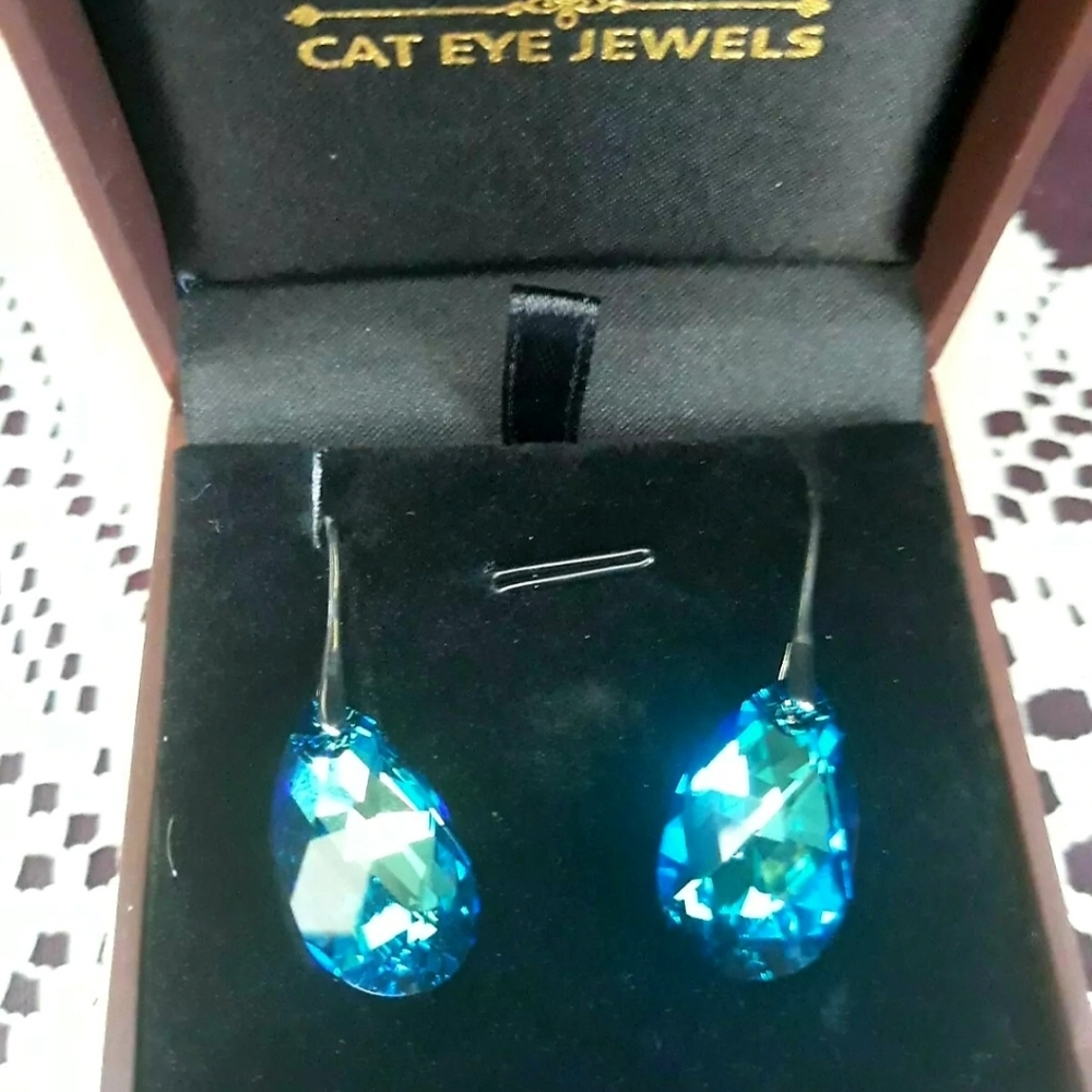 Cat's Eye Jewels Made With Swarovski crystal Teardrop Earrings